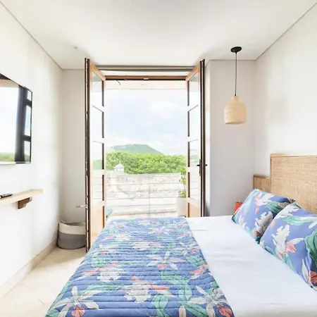Sunny New In The Old Apartment Cartagena