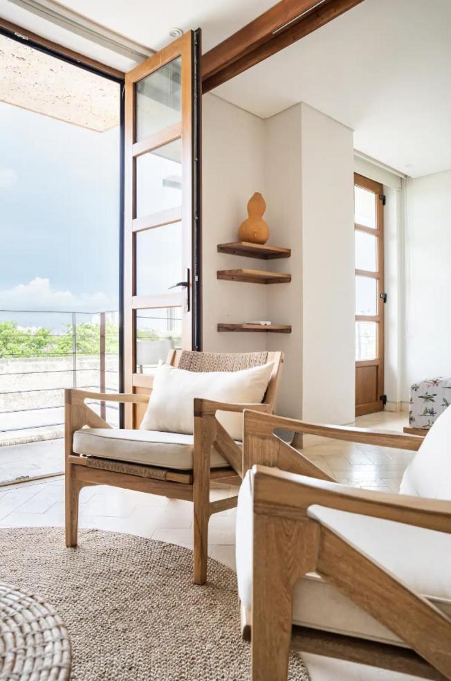 Sunny New In The Old Apartment