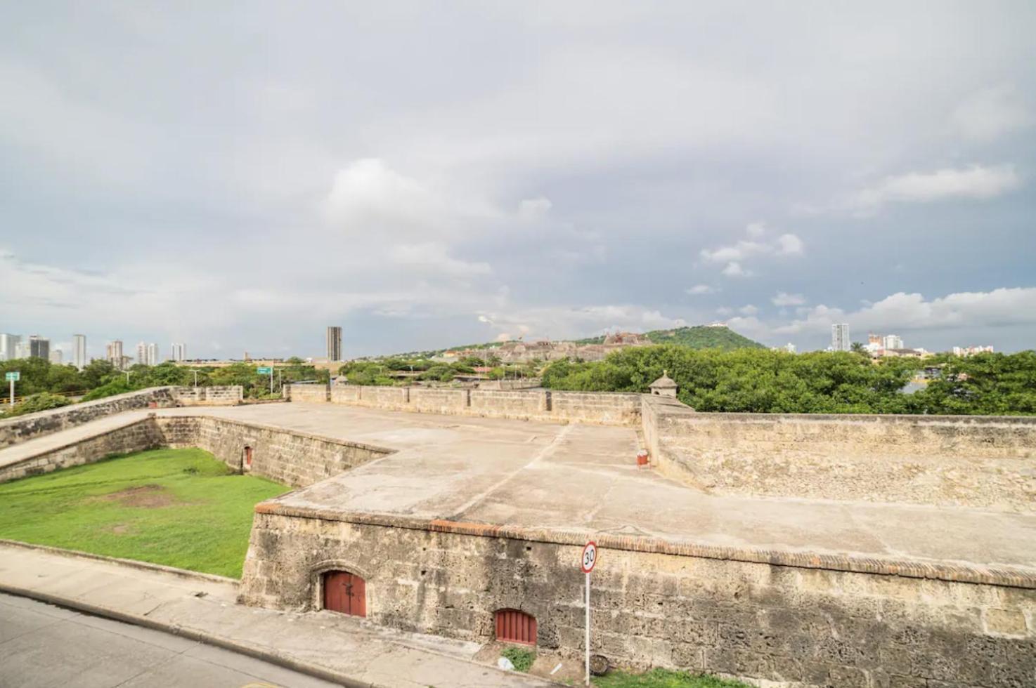 Sunny New In The Old