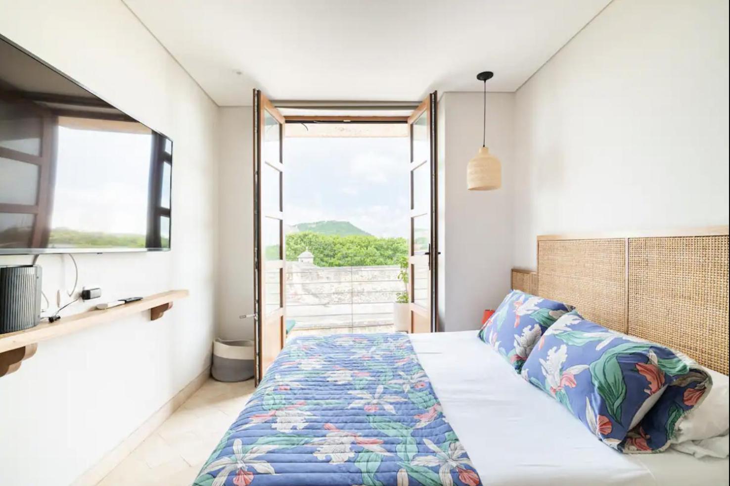 Sunny New In The Old Apartment Cartagena